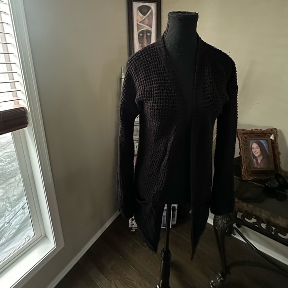 “Bluenotes” Woman’s Waffle Knit Black Cardigan - Picture 2 of 3